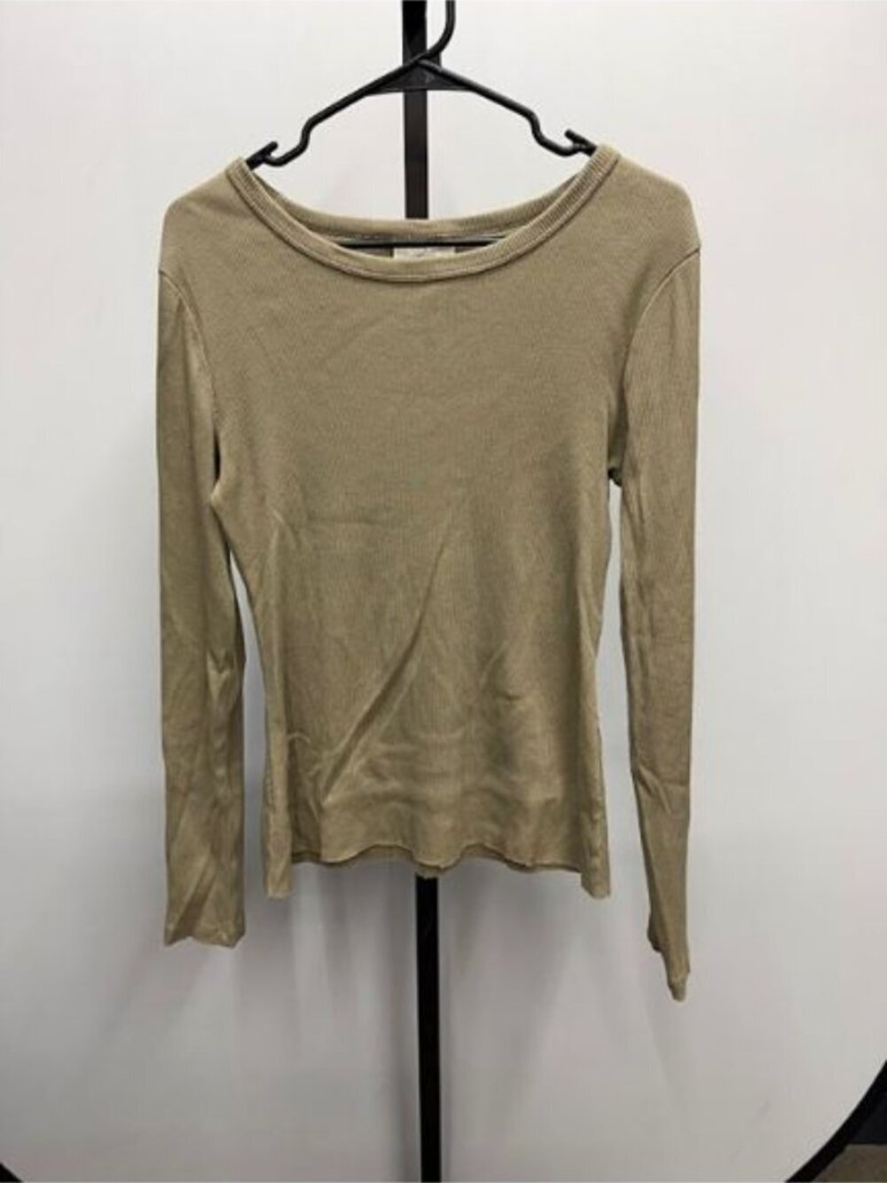 Universal Thread Sage Green Ribbed Long Sleeve Tee